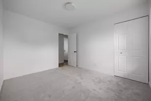 876 Grenada Rd, Columbus, OH 43207 - Photo 31