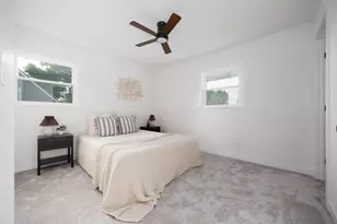 876 Grenada Rd, Columbus, OH 43207 - Photo 25