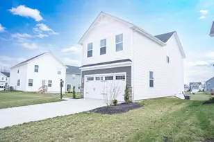 8587 Erie Loop, Canal Winchester, OH 43110 - Photo 3