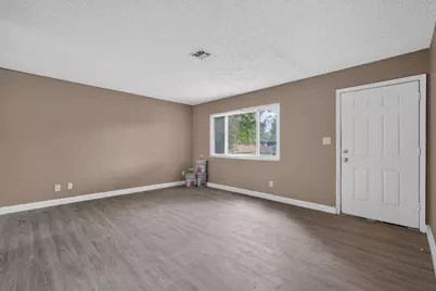 3919 Carlton Avenue, Columbus, OH 43227 - Photo 9