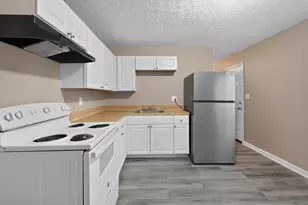 3919 Carlton Ave, Columbus, OH 43227 - Photo 11