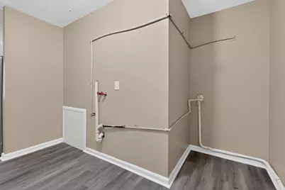 3919 Carlton Avenue, Columbus, OH 43227 - Photo 17