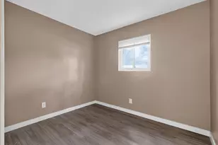 3919 Carlton Ave, Columbus, OH 43227 - Photo 17