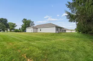 452 Saint James Gate, Newark, OH 43055 - Photo 7