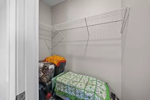 2454 Kilbourne Ave, Columbus, OH 43229 - Photo 39