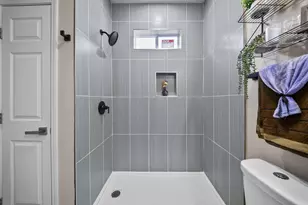 2454 Kilbourne Ave, Columbus, OH 43229 - Photo 25