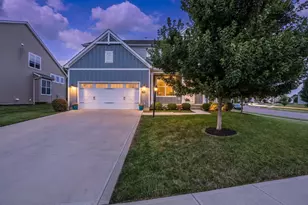 102 Moore Ct, Pickerington, OH 43147 - Photo 1
