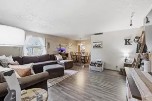 1725 Sioux Dr, Circleville, OH 43113 - Photo 23
