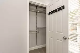 717 Siebert St, Columbus, OH 43206 - Photo 25