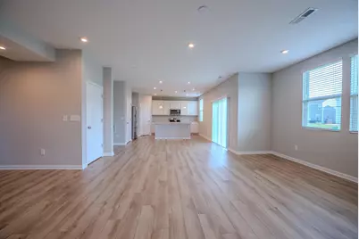 319 Honeysuckle Street, Ashville, OH 43103 - Photo 5