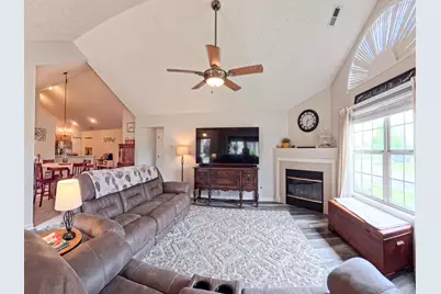 6053 Landings Pond Place, Grove City, OH 43123 - Photo 5