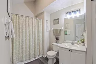 6053 Landings Pond Pl, Grove City, OH 43123 - Photo 17