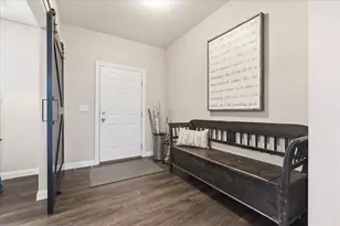 8000 Narrow Leaf Dr, Blacklick, OH 43004 - Photo 15