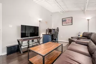 742 N Pearl St, Columbus, OH 43215 - Photo 33