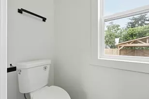 1398 E 23rd Ave, Columbus, OH 43211 - Photo 11