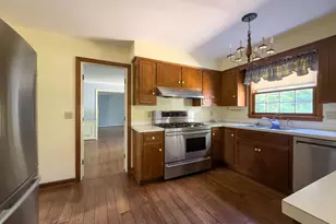 6010 Forestview Dr, Columbus, OH 43213 - Photo 13