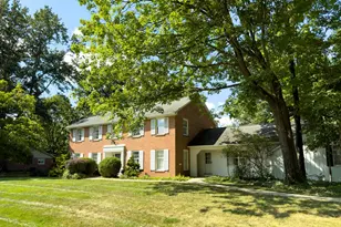 6010 Forestview Dr, Columbus, OH 43213 - Photo 3