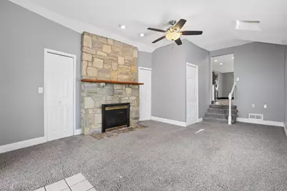 387 Maple Drive, Columbus, OH 43228 - Photo 19
