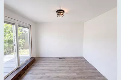 932 Lincoln Drive, Circleville, OH 43113 - Photo 9