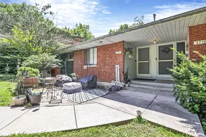 2715 Charing Road, Upper Arlington, OH 43221 - Photo 5