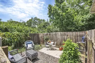 2715 Charing Rd, Upper Arlington, OH 43221 - Photo 9