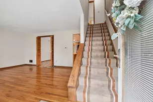 5036 Chipman Dr, Columbus, OH 43232 - Photo 5