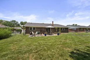 237 Barcelona Ave, Westerville, OH 43081 - Photo 37
