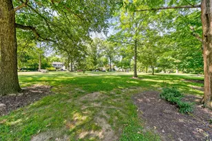 2416 N Havenwood Dr, Columbus, OH 43209 - Photo 61