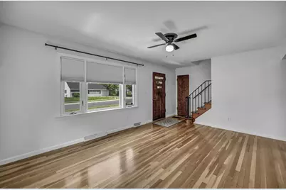 2811 Brookpark Circle E, Grove City, OH 43123 - Photo 5