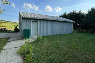 26220 Mill Rd, Utica, OH 43080 - Photo 3