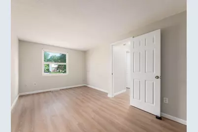 660 Cherry Hollow Road #E, Columbus, OH 43228 - Photo 19