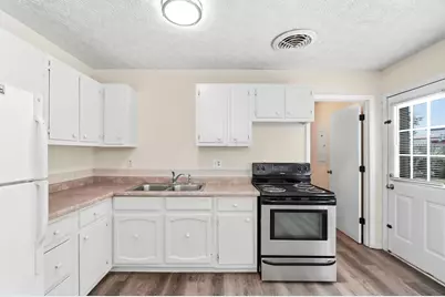 3931 Marsha Drive, Columbus, OH 43207 - Photo 5