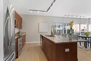 100 E Gay St, Columbus, OH 43215 - Photo 13
