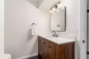 6016 Cherry Hill Dr, Columbus, OH 43213 - Photo 21