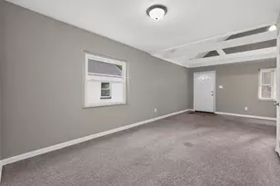 104 Florence Ave, Columbus, OH 43228 - Photo 9