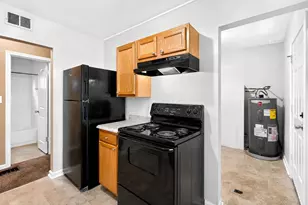 104 Florence Ave, Columbus, OH 43228 - Photo 15