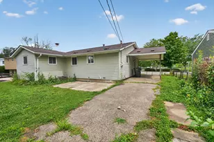 3823 Briggs Rd, Columbus, OH 43228 - Photo 5