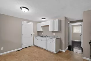 3823 Briggs Rd, Columbus, OH 43228 - Photo 19