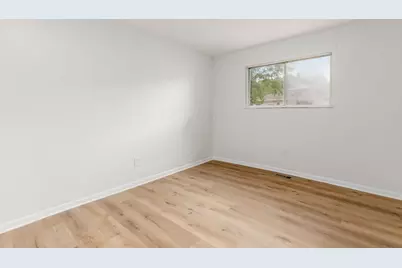 2466 Natchez Drive #D, Columbus, OH 43209 - Photo 17