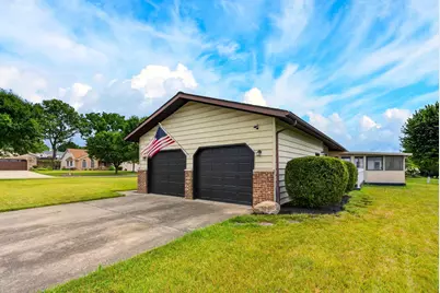 367 Lawnwood Drive, Circleville, OH 43113 - Photo 5