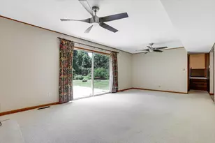 2289 Gardendale Dr, Columbus, OH 43219 - Photo 9