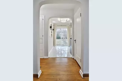 124 N Gould Road, Columbus, OH 43209 - Photo 9