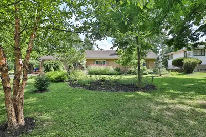 393 Charleston Avenue, Columbus, OH 43214 - Photo 3