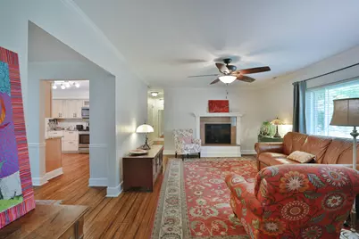 393 Charleston Avenue, Columbus, OH 43214 - Photo 7