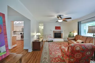 393 Charleston Ave, Columbus, OH 43214 - Photo 7