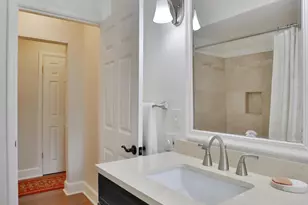 393 Charleston Ave, Columbus, OH 43214 - Photo 31