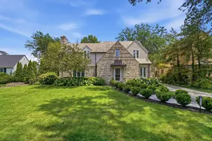 2656 Tremont Rd, Upper Arlington, OH 43221 - Photo 5