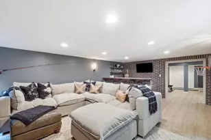 2656 Tremont Rd, Upper Arlington, OH 43221 - Photo 49