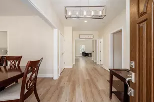 3832 Emmons Ave, Columbus, OH 43219 - Photo 3