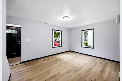 165 Demorest Avenue, Columbus, OH 43204 - Photo 9